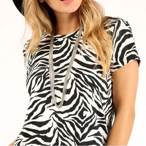 👕 2/$20Wild Fable Tee